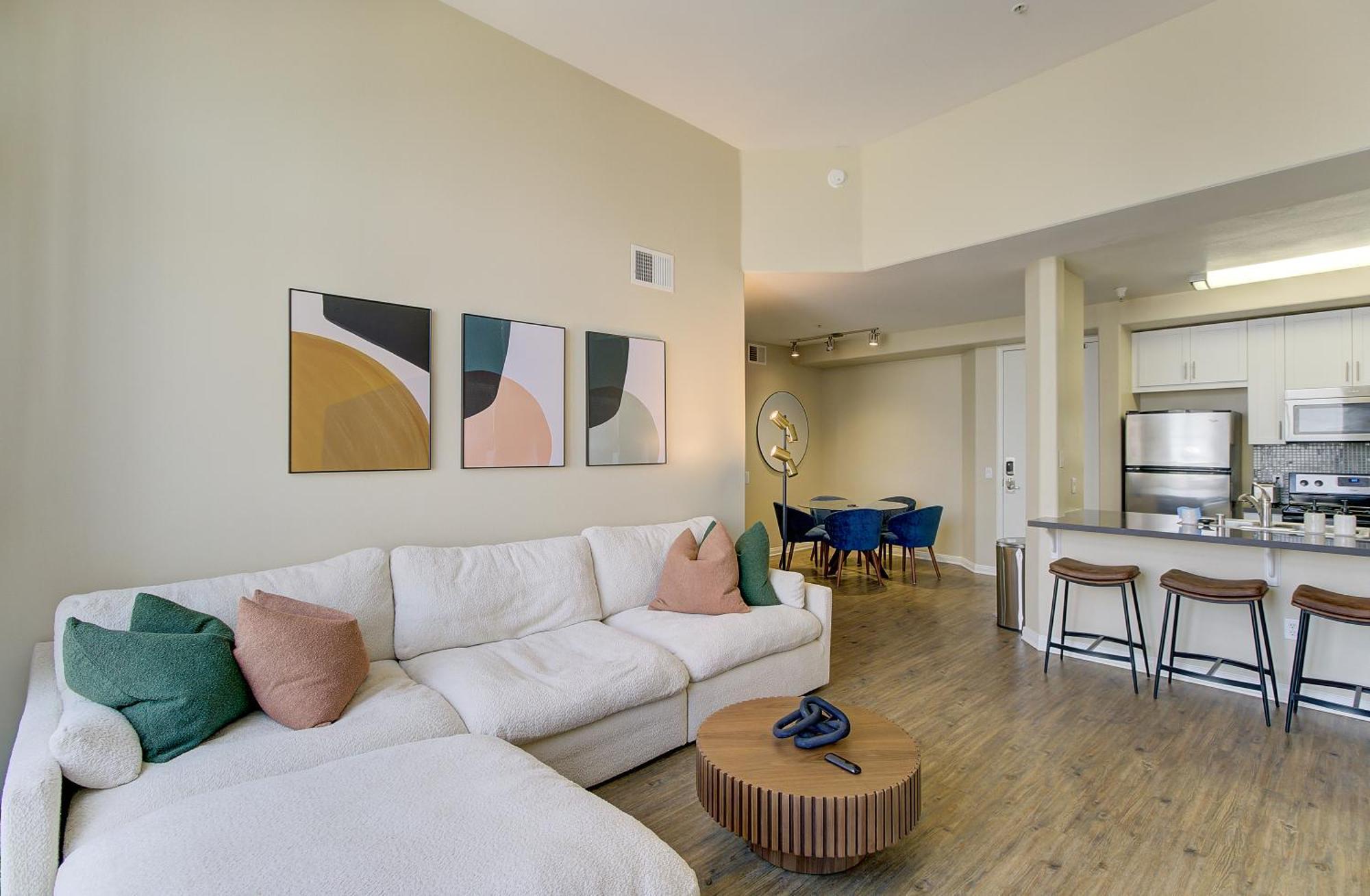 Apartamento Zircon Zen - Quiet Retreat 2br Pool, Jacuzzi Marina *